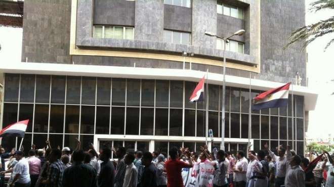 تصاعد حدة الاحتجاجات بالأهرام لرفض تعيين رئيس التحرير الجديد
