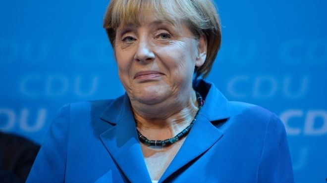  المتحدث باسم الحكومة الألمانية: ميركل ستباشر مهامها من بيتها مع تغييرات في مواعيدها السياسية