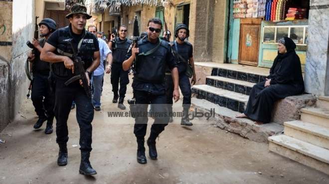  القبض على 12 في مسيرة لأنصار المعزول بحوزة أحدهم زجاجات حارقة ببورسعيد 