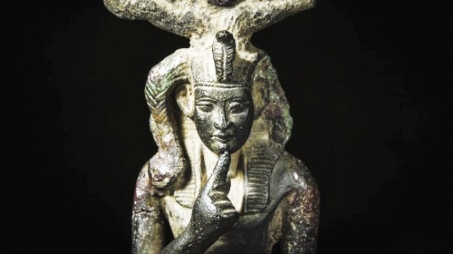 بسام الشماع: الآثار المصرية المسروقة تباع علناً فى الخارج بطريقة الـ«هوم ديليفرى»