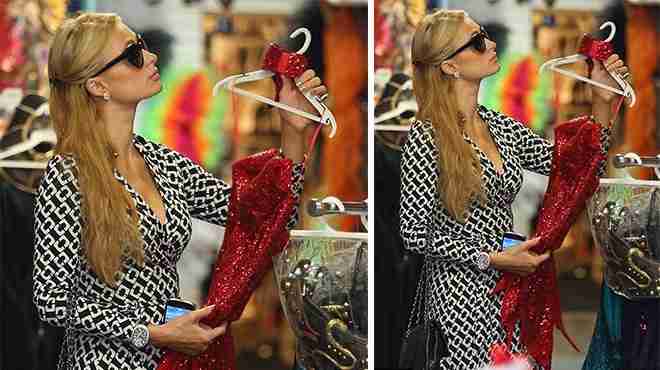 بالصور| باريس هيلتون تتسوق لشراء فستان لعيد 