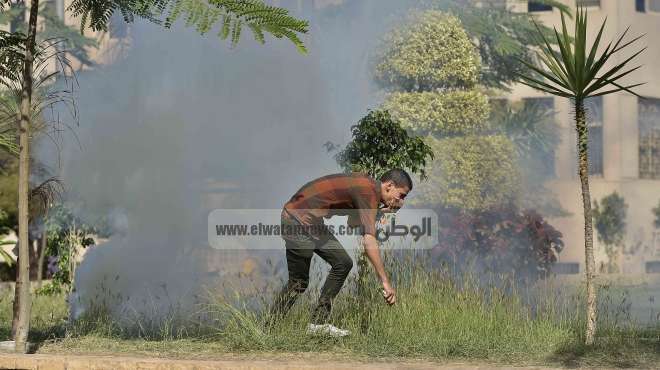  فريق من نيابة أول المنصورة يعاين مواقع الاشتباكات بين الإخوان وقوات الشرطة 