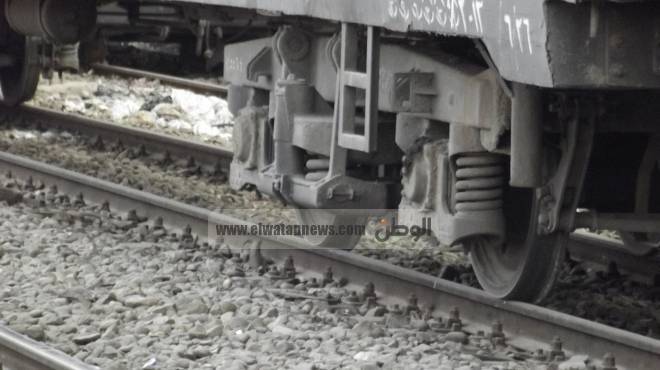 عاجل| انفجار قنبلة على خط السكة الحديد في بني سويف 