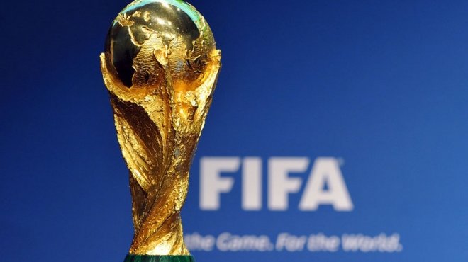 بالصور| الشرطة الصينية تحبط تهريب ألف نسخة مقلدة من كأس العالم إلى ليبيا