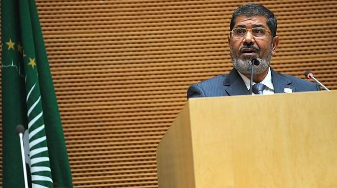 عمال سيراميكا كليوباترا يطالبون مرسي بالتدخل العاجل لحل مشاكلهم