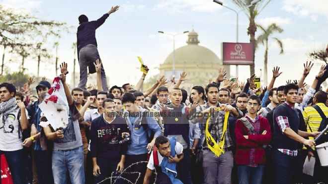  اليوم.. طلاب الإخوان بجامعتي القاهرة والأزهر يحتجون على قانون التظاهر 