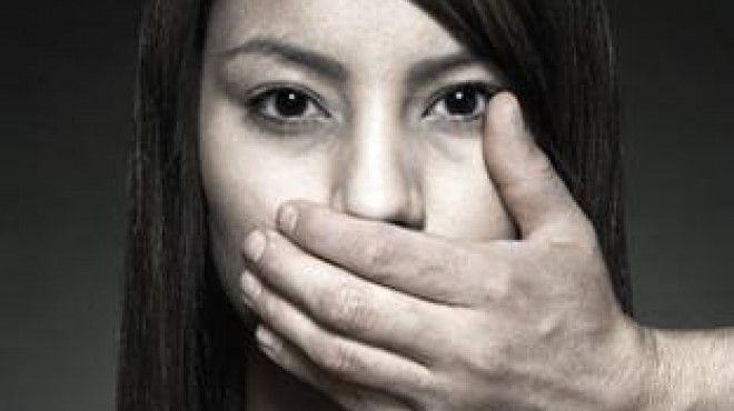 6 حكايات تكسر «حاجز الصمت» فى اليوم العالمى للعنف ضد المرأة: «عنف.. ختان.. وتحرش»