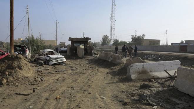  مقتل وإصابة ثلاثة جنود عراقيين إثر انفجار عبوة ناسفة جنوبي بغداد