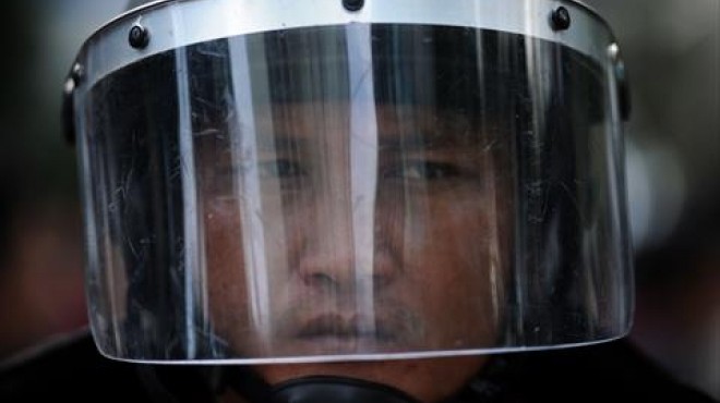  مقتل 30 شخصا في حادث سقوط حافلة بواد ضيق غرب تايلاند
