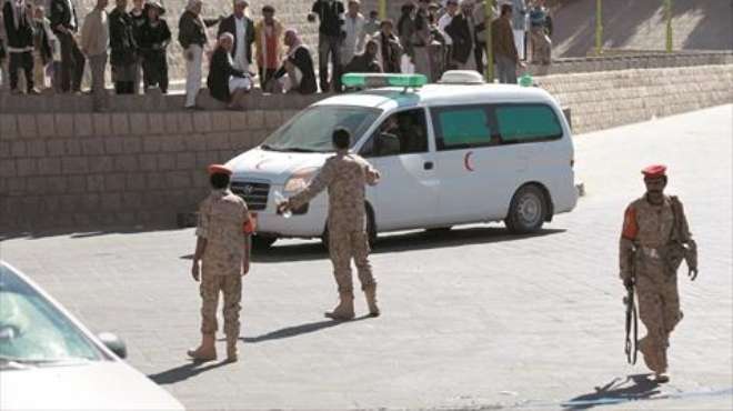 30 قتيلاً و65 مصاباً فى انفجار أمام وزارة الدفاع اليمنية