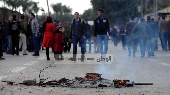 حالات إغماء بعد إطلاق الجيش الغاز على مسيرة طلاب 