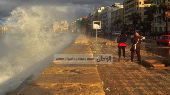  طوارئ في الإسكندرية لاستقبال نوة 
