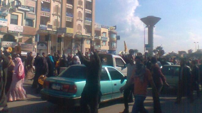 مسيرة للعشرات من أنصار المعزول بدمياط للمطالبة بعودته للحكم