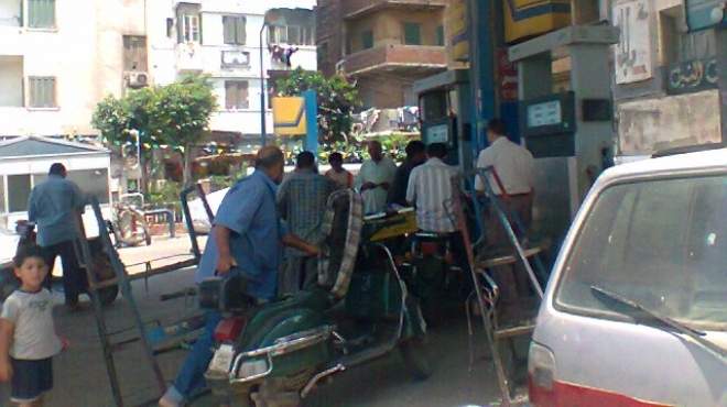 إنهاء احتجاجات السائقين بسوهاج بسبب نقص الوقود
