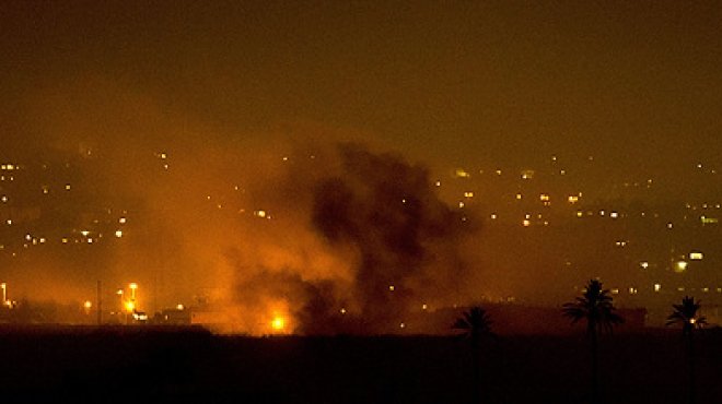 القوات السورية تقصف بلدة بالقرب من الحدود اللبنانية