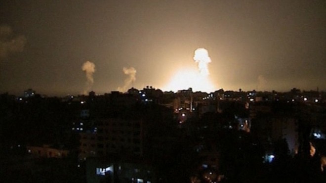 عاجل| جيش الاحتلال يستهدف مواقع لحماس وسط غزة