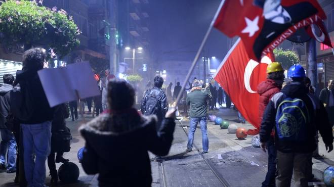  الغضب يجتاح المدن التركية بعد بث تسجيل صوتي لـ