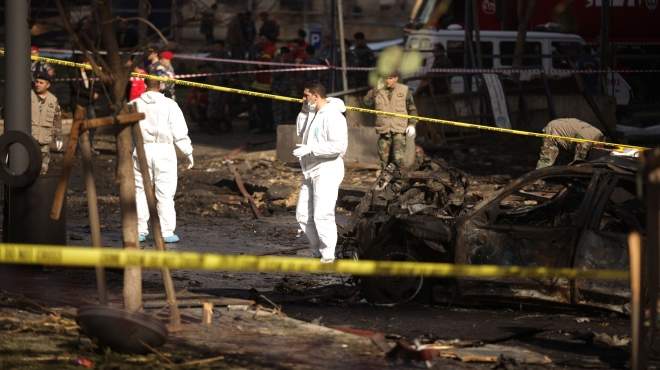 قتيلان و15 جريحا في انفجار بأحد معاقل حزب الله شرق لبنان