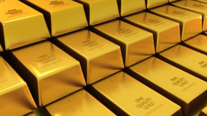 الذهب يحافظ على مكاسبه بالاستقرار فوق 1300 دولار للاونصة