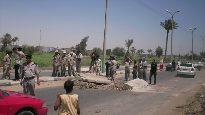 قوات الأمن المركزي تنهي إضراب السائقين بمركز الزرقا بدمياط