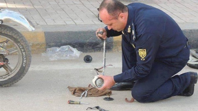عاجل| العثور على 12 قنبلة داخل حقيبة بلاستيكية بجامعة عين شمس 