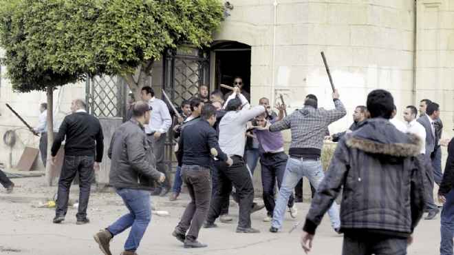 القاهرة: مساجد مدينة الطلبة ساحات معارك بين «نعم» و«لا»