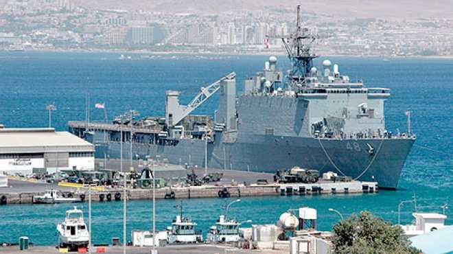 توقف العمل بميناء دمياط بعد شحوط سفينة حاويات أمريكية