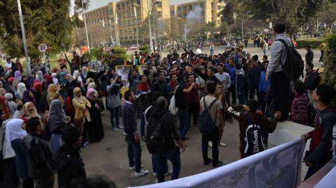  بدء تظاهر طلاب الإخوان بجامعة عين شمس رفضا لترشح 