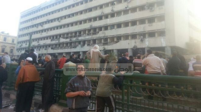  نقل 3 مجندين مصابين من مديرية أمن القاهرة إلى مستشفى الشرطة