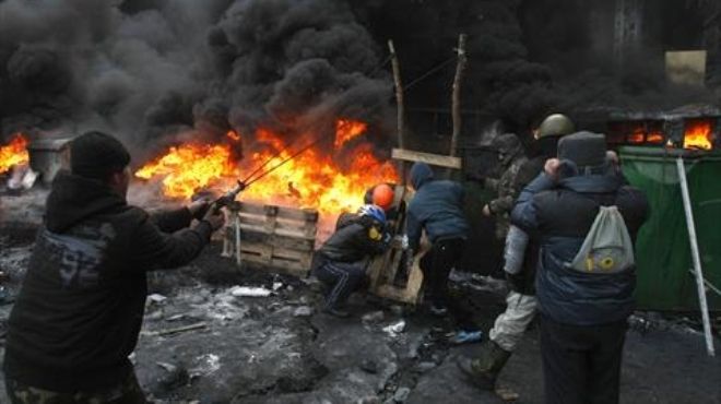 أوكرانيا تتحول إلى ساحة حرب مفتوحة.. بين المتظاهرين والشرطة