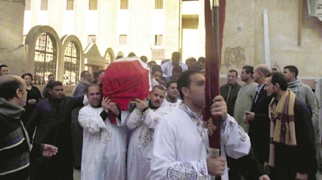 جنازة «فكرى» بسوهاج تتحول إلى مظاهرة للتنديد بالإرهاب