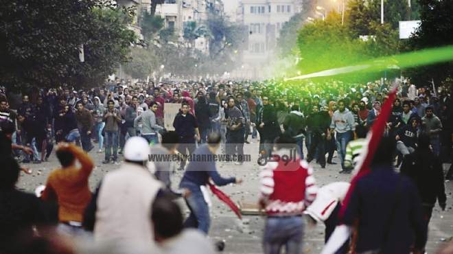 الإخوان لـ «6 أبريل والألتراس وطريق الثورة»: «خونة».. والشباب: غادرون