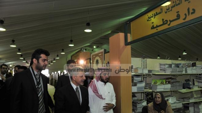 جامعة الملك خالد ومراكزها العلمية تثرى الجناح السعودي بمعرض الكتاب