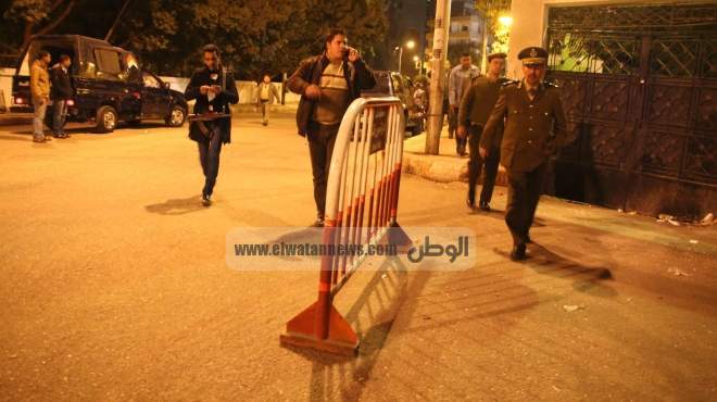 عاجل| أهالي عزبة البطيخ يحاصرون مركز شرطة دار السلام بالأسلحة الآلية