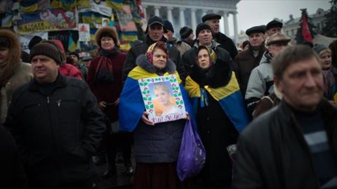 الحكومة الأوكرانية تتهم متظاهرين بإطلاق النار على الشرطة