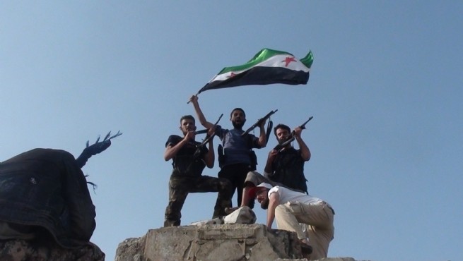 الجيش السوري الحر يدمر مروحيتين ومحطتي رادار في ريف دمشق