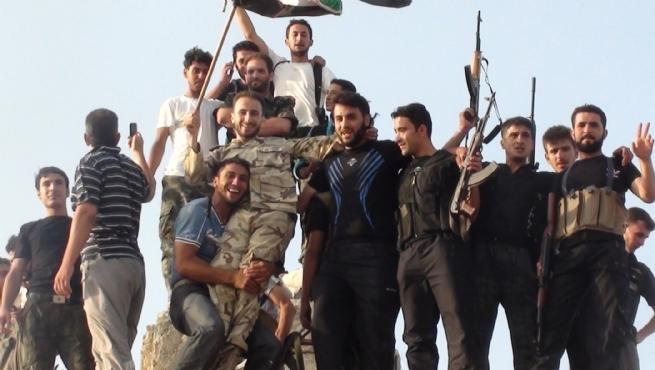  قادة في الجيش السوري الحر يحضرون ندوة في تركيا 