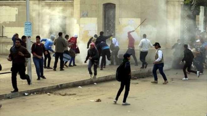 قوات الأمن تطلق الغاز المسيل على مسيرة للإخوان بالمهندسين
