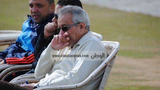 أحمد عبد الحليم يهدد بالاستقالة من الزمالك
