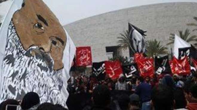 طلاب «الإخوان» يرفعون صورة مؤسس «حماس» فى جامعة الإسكندرية