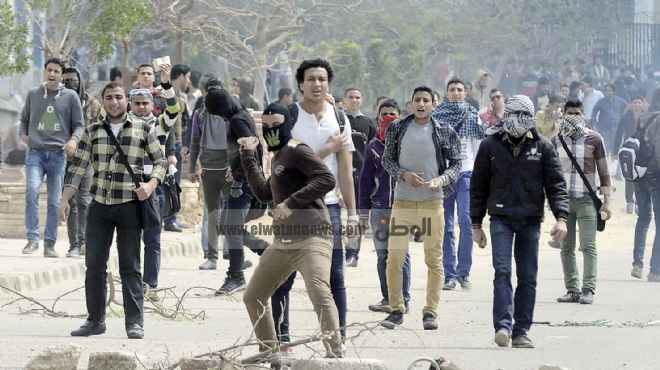  إصابة ضابط إثر إطلاق طلاب الإخوان الألعاب النارية بشارع مصطفى النحاس