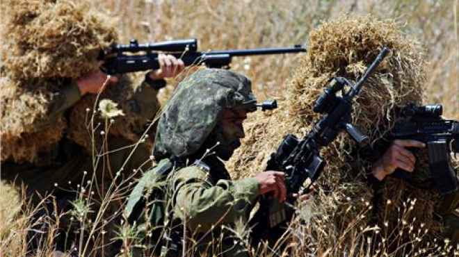  الجيش الإسرائيلي يعتقل 37 فلسطينيا وعمليات البحث عن المخطوفين الثلاثة مستمرة