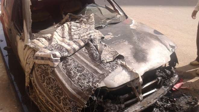 «الإرهابية» تحرق سيارة عميد شرطة بالزقازيق.. وتهاجم «قسم شبرا» بالقنابل