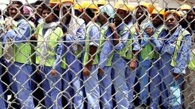  قطر ستخفف القيود المفروضة على العمال الأجانب