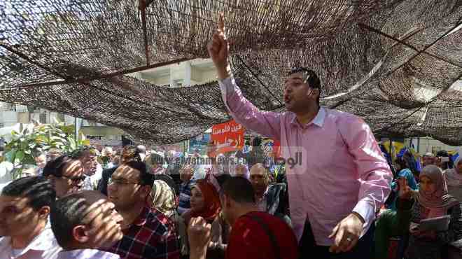  النقابات العمالية بالإسكندرية تخوض انتخابات البرلمان بقائمة موحدة 