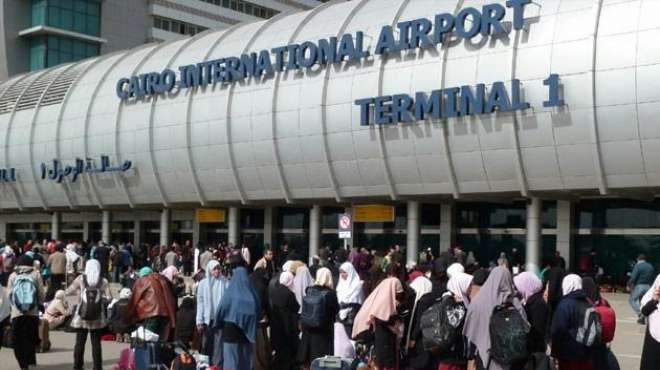 مطار القاهرة يرحِّل 8 سوريين بسبب الإقامة غير الشرعية ولـ