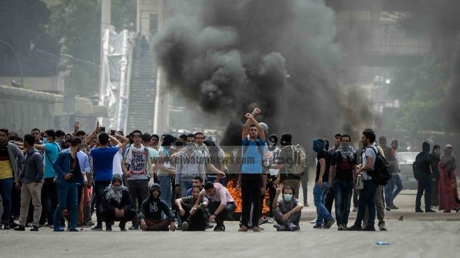 إصابة طالب أثناء اشتباكات الإخوان والمستقلين بجامعة القاهرة