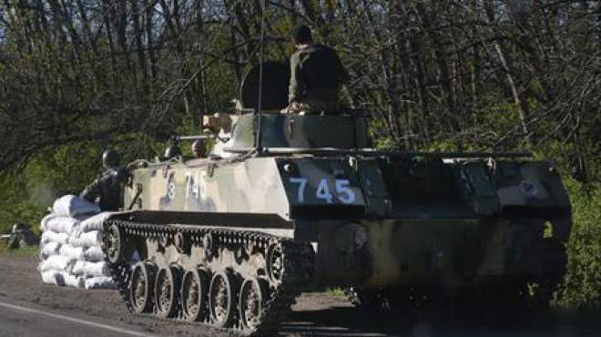  متمردون موالون لروسيا يعيدون ترتيب صفوفهم لقتال قوات الحكومية الأوكرانية