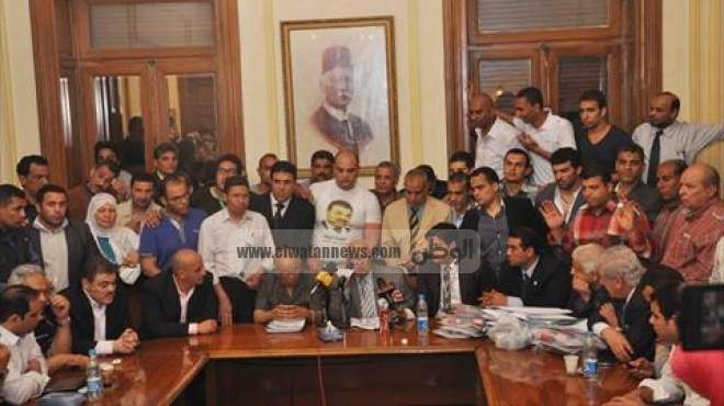 الوفد يطالب السيسي بإعادة النظر في قانون الانتخابات والتأني في تقسيم الدوائر