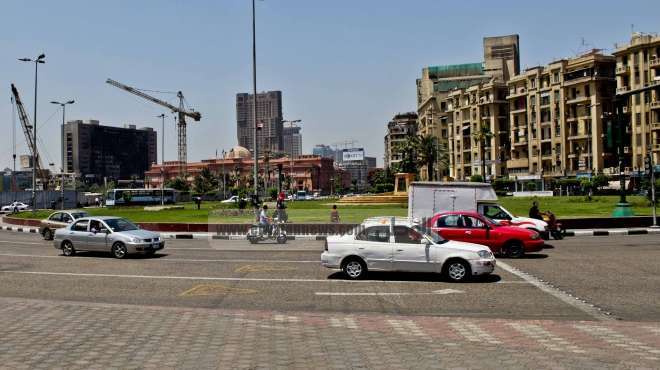 فتح ميدان التحرير أمام احتفالات المواطنين بالعيد وسط تواجد أمني